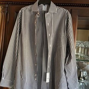 Brooks Brothers men’s shirt 14 1/2 -34